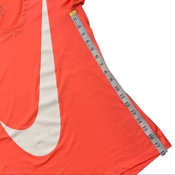 Nike Pro Dri-Fit Women’s Coral V-Neck Short Sleeve T-Shirt Medium - Picture 6 of 8